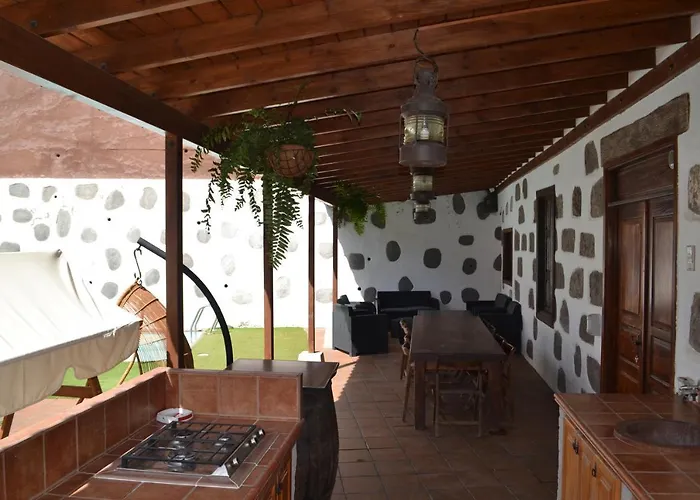 Mariola - Centenaria Σαλέ